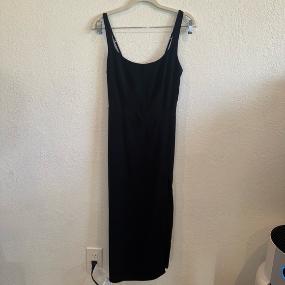 Abercrombie & Fitch Black Scoop Neck Fitted Side Slit Midi Dress Size Small - Picture 2 of 6